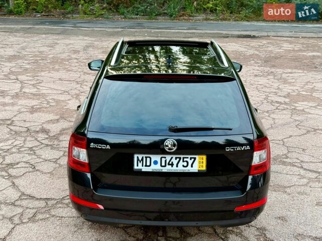 Черный Шкода Октавия, объемом двигателя 2 л и пробегом 236 тыс. км за 12955 $, фото 14 на Automoto.ua