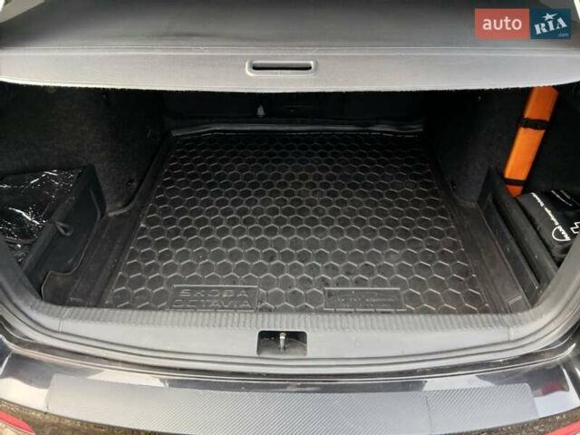 Черный Шкода Октавия, объемом двигателя 1.6 л и пробегом 232 тыс. км за 10600 $, фото 21 на Automoto.ua