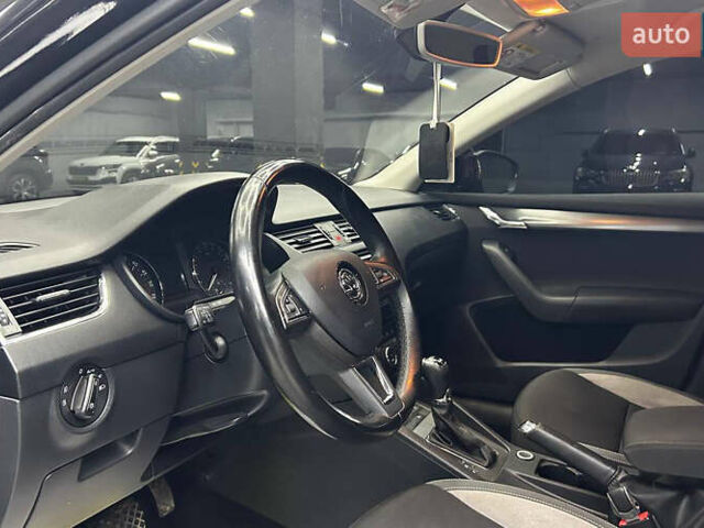 Черный Шкода Октавия, объемом двигателя 1.97 л и пробегом 316 тыс. км за 13100 $, фото 6 на Automoto.ua