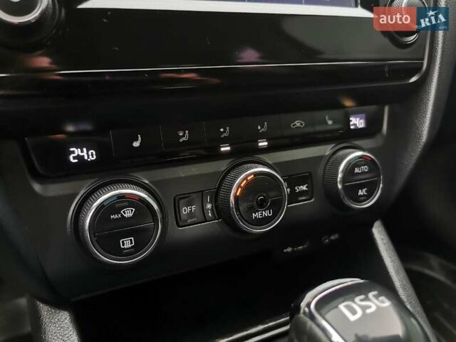 Чорний Шкода Октавія, об'ємом двигуна 1.97 л та пробігом 269 тис. км за 12700 $, фото 28 на Automoto.ua