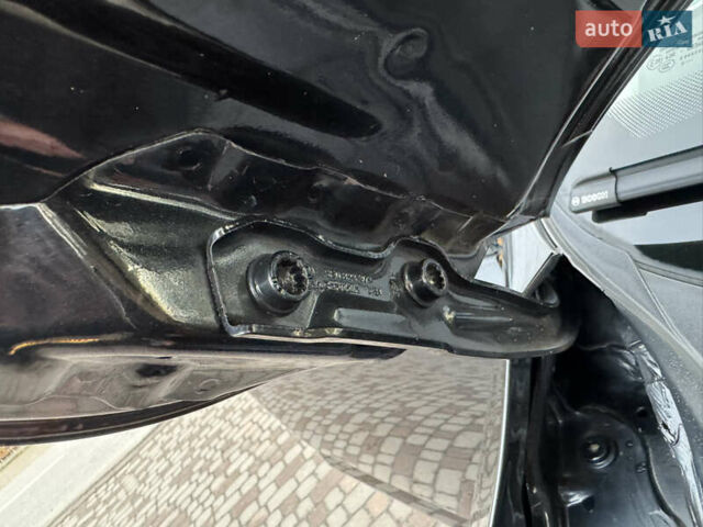 Чорний Шкода Октавія, об'ємом двигуна 1.6 л та пробігом 228 тис. км за 11899 $, фото 116 на Automoto.ua