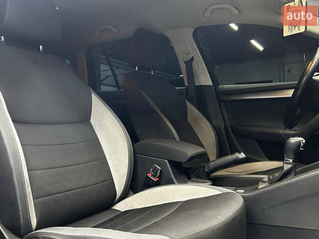 Черный Шкода Октавия, объемом двигателя 1.97 л и пробегом 316 тыс. км за 13100 $, фото 13 на Automoto.ua