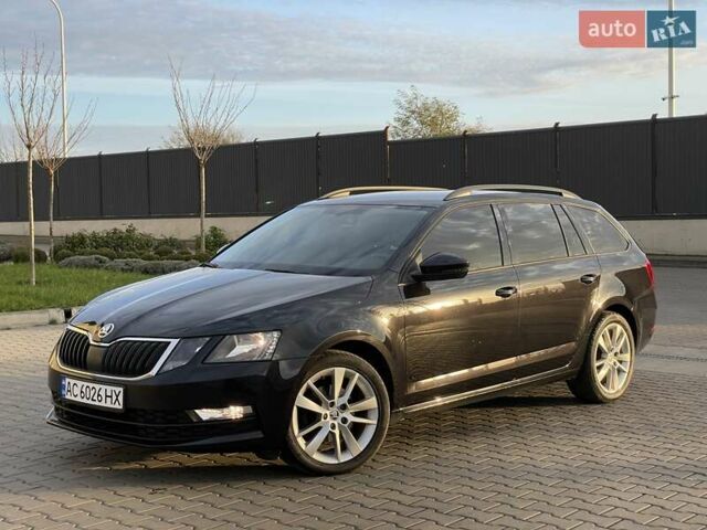 Черный Шкода Октавия, объемом двигателя 1.4 л и пробегом 241 тыс. км за 12900 $, фото 12 на Automoto.ua