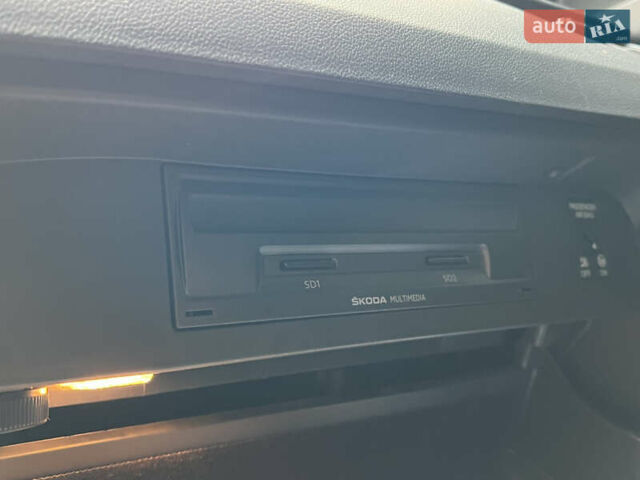 Черный Шкода Октавия, объемом двигателя 1.6 л и пробегом 219 тыс. км за 13500 $, фото 34 на Automoto.ua