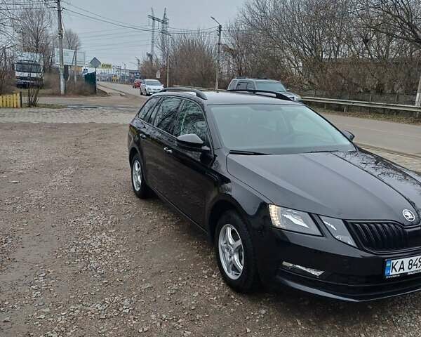 Черный Шкода Октавия, объемом двигателя 1.6 л и пробегом 270 тыс. км за 14000 $, фото 2 на Automoto.ua