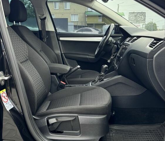 Черный Шкода Октавия, объемом двигателя 2 л и пробегом 188 тыс. км за 16700 $, фото 19 на Automoto.ua