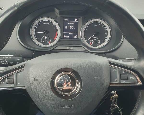 Черный Шкода Октавия, объемом двигателя 1.97 л и пробегом 206 тыс. км за 14500 $, фото 12 на Automoto.ua