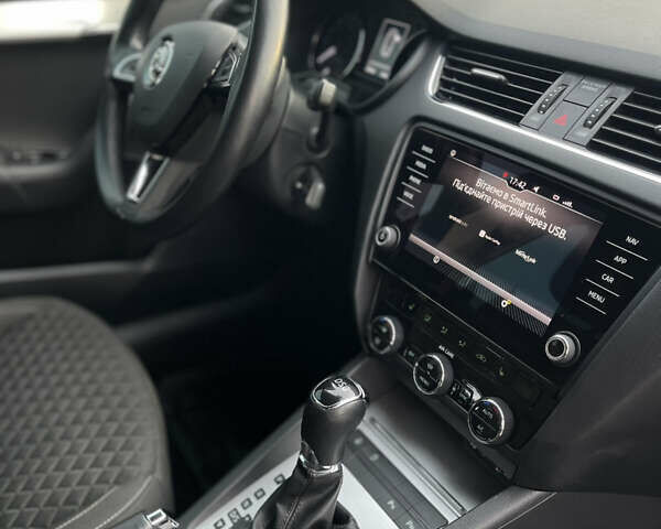 Черный Шкода Октавия, объемом двигателя 2 л и пробегом 257 тыс. км за 14750 $, фото 42 на Automoto.ua