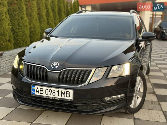 Чорний Шкода Октавія, об'ємом двигуна 1.6 л та пробігом 243 тис. км за 13850 $, фото 2 на Automoto.ua