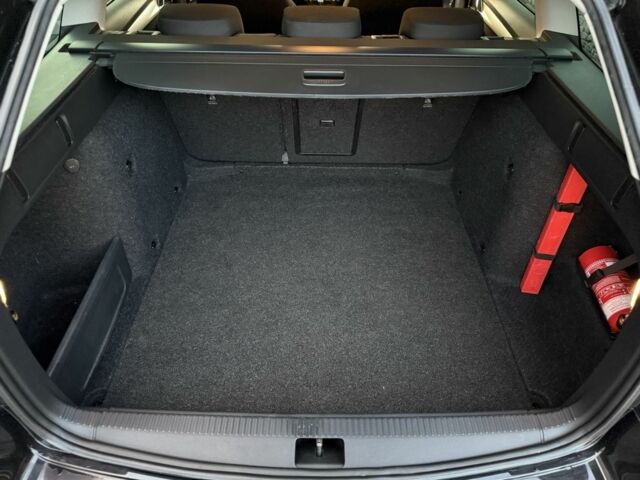 Черный Шкода Октавия, объемом двигателя 1.6 л и пробегом 243 тыс. км за 13850 $, фото 22 на Automoto.ua