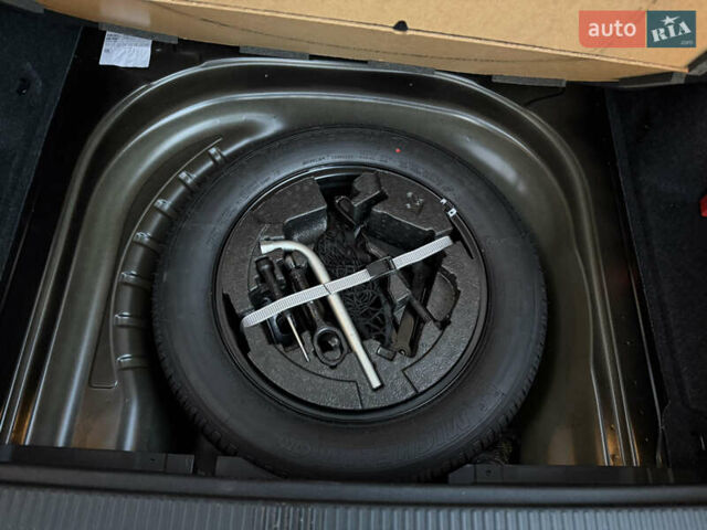 Чорний Шкода Октавія, об'ємом двигуна 1.6 л та пробігом 243 тис. км за 13850 $, фото 31 на Automoto.ua