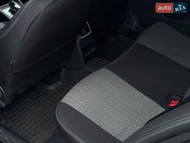 Черный Шкода Октавия, объемом двигателя 1.6 л и пробегом 238 тыс. км за 12499 $, фото 11 на Automoto.ua