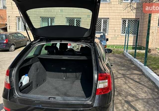 Черный Шкода Октавия, объемом двигателя 1.6 л и пробегом 207 тыс. км за 15300 $, фото 10 на Automoto.ua