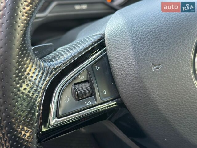 Чорний Шкода Октавія, об'ємом двигуна 1.6 л та пробігом 217 тис. км за 14300 $, фото 21 на Automoto.ua