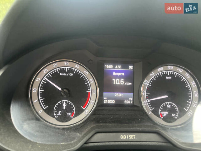 Черный Шкода Октавия, объемом двигателя 2 л и пробегом 225 тыс. км за 16900 $, фото 7 на Automoto.ua