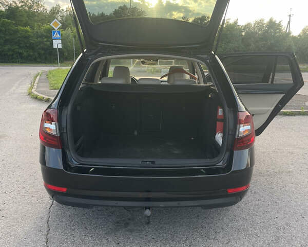 Черный Шкода Октавия, объемом двигателя 1.8 л и пробегом 236 тыс. км за 15300 $, фото 8 на Automoto.ua