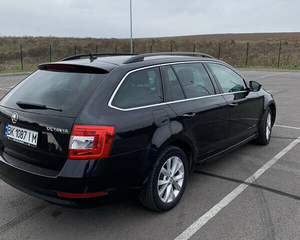 Черный Шкода Октавия, объемом двигателя 1.6 л и пробегом 239 тыс. км за 12200 $, фото 4 на Automoto.ua