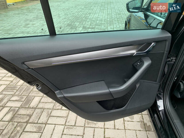 Черный Шкода Октавия, объемом двигателя 0 л и пробегом 134 тыс. км за 17500 $, фото 21 на Automoto.ua