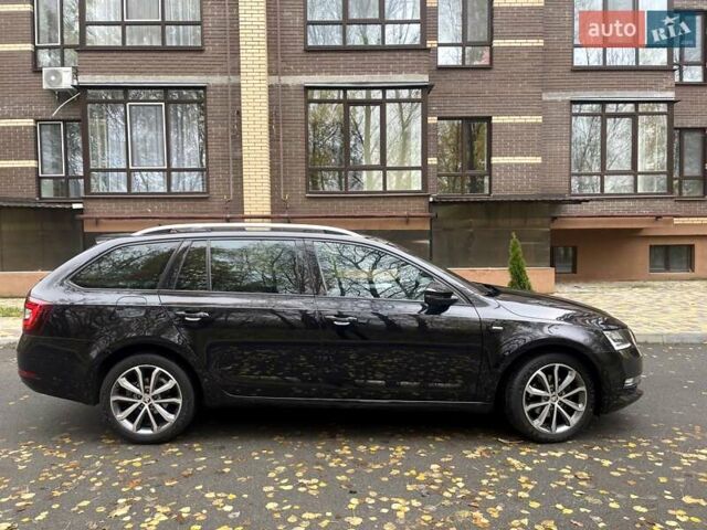 Шкода Октавия 2017 в Чернигове на Automoto.ua Черный Шкода Октавия, объемом двигателя 1.97 л и пробегом 214 тыс. км за 15300 $, фото 32 на Automoto.ua