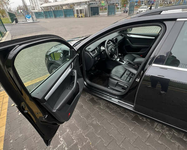 Черный Шкода Октавия, объемом двигателя 1.6 л и пробегом 247 тыс. км за 12700 $, фото 5 на Automoto.ua