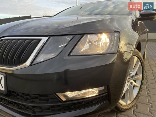 Черный Шкода Октавия, объемом двигателя 1.4 л и пробегом 241 тыс. км за 12900 $, фото 9 на Automoto.ua
