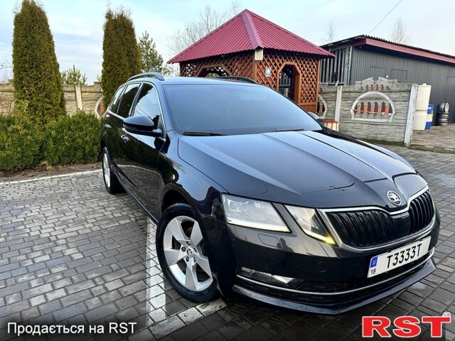 Черный Шкода Октавия, объемом двигателя 2 л и пробегом 284 тыс. км за 16000 $, фото 2 на Automoto.ua