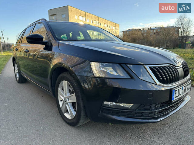 Черный Шкода Октавия, объемом двигателя 2 л и пробегом 266 тыс. км за 14450 $, фото 5 на Automoto.ua