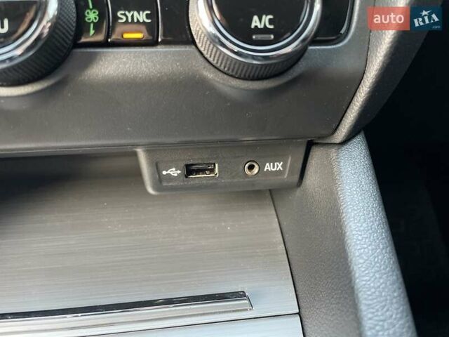 Черный Шкода Октавия, объемом двигателя 1.4 л и пробегом 241 тыс. км за 12900 $, фото 97 на Automoto.ua