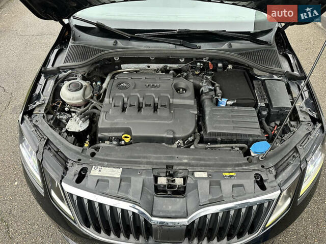 Черный Шкода Октавия, объемом двигателя 1.6 л и пробегом 230 тыс. км за 12700 $, фото 13 на Automoto.ua