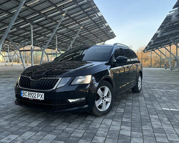 Черный Шкода Октавия, объемом двигателя 1.97 л и пробегом 262 тыс. км за 14600 $, фото 1 на Automoto.ua