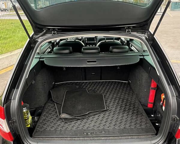 Черный Шкода Октавия, объемом двигателя 1.6 л и пробегом 247 тыс. км за 12700 $, фото 12 на Automoto.ua