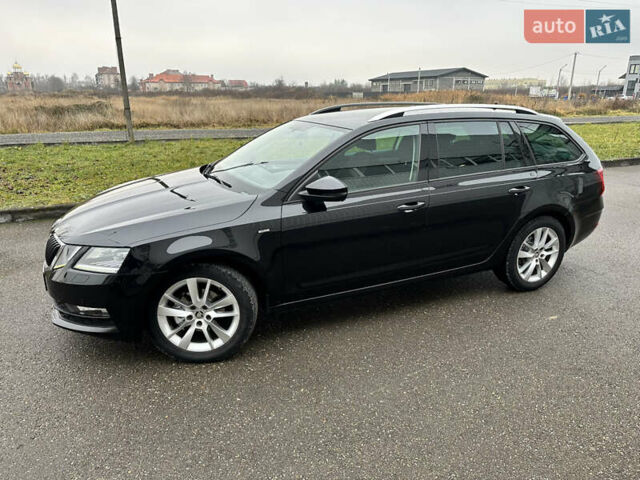 Черный Шкода Октавия, объемом двигателя 1.6 л и пробегом 230 тыс. км за 12700 $, фото 1 на Automoto.ua