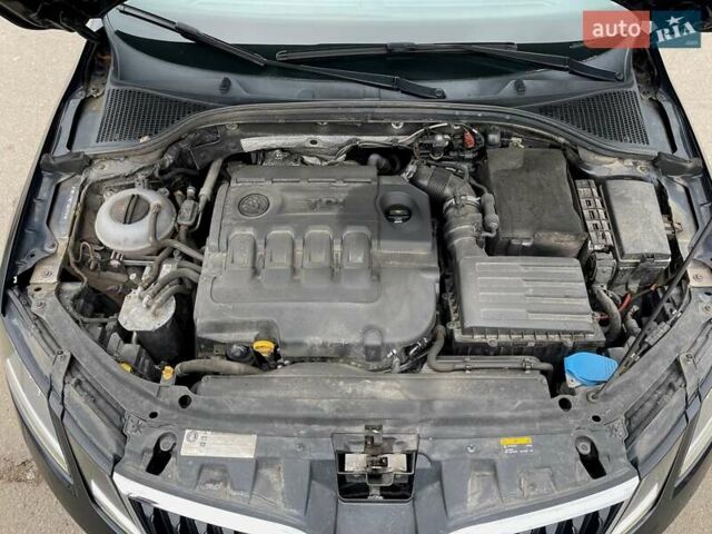 Черный Шкода Октавия, объемом двигателя 2 л и пробегом 207 тыс. км за 16200 $, фото 74 на Automoto.ua