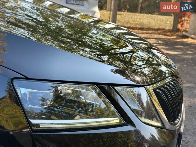 Чорний Шкода Октавія, об'ємом двигуна 1.6 л та пробігом 217 тис. км за 14300 $, фото 10 на Automoto.ua