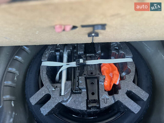 Черный Шкода Октавия, объемом двигателя 1.6 л и пробегом 231 тыс. км за 13000 $, фото 12 на Automoto.ua