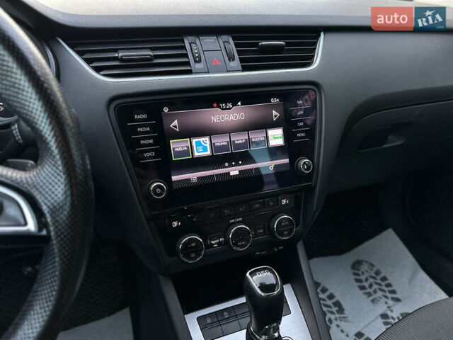 Чорний Шкода Октавія, об'ємом двигуна 1.6 л та пробігом 259 тис. км за 14200 $, фото 39 на Automoto.ua