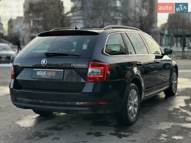 Чорний Шкода Октавія, об'ємом двигуна 1.6 л та пробігом 259 тис. км за 14200 $, фото 19 на Automoto.ua