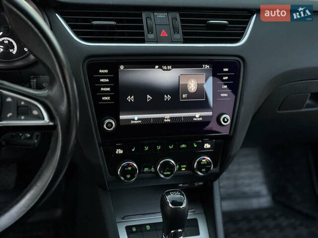 Чорний Шкода Октавія, об'ємом двигуна 1.6 л та пробігом 243 тис. км за 13850 $, фото 17 на Automoto.ua