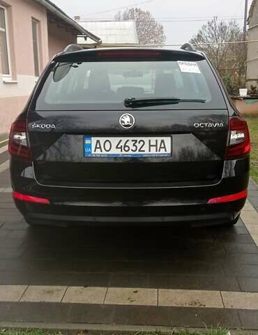 Черный Шкода Октавия, объемом двигателя 0 л и пробегом 223 тыс. км за 13000 $, фото 11 на Automoto.ua