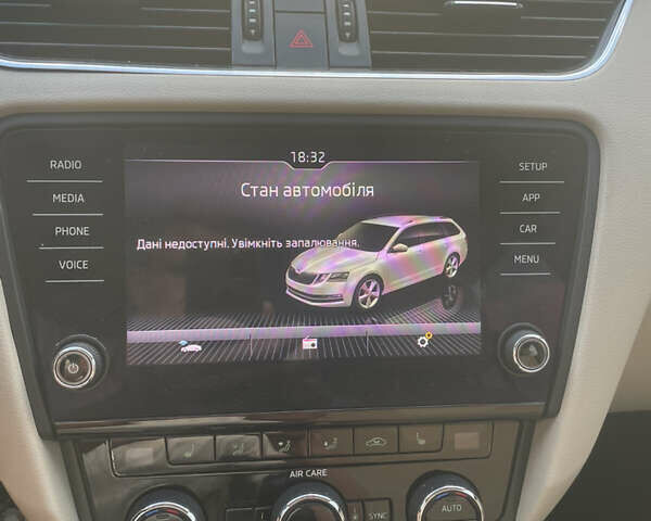 Черный Шкода Октавия, объемом двигателя 1.8 л и пробегом 236 тыс. км за 15300 $, фото 27 на Automoto.ua