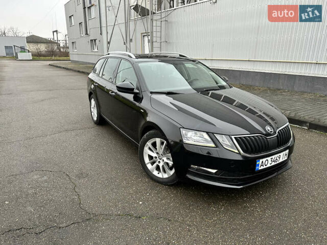 Черный Шкода Октавия, объемом двигателя 1.6 л и пробегом 230 тыс. км за 12700 $, фото 7 на Automoto.ua