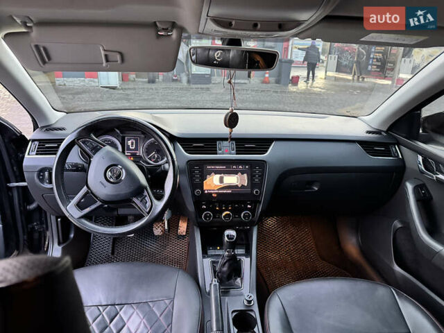 Черный Шкода Октавия, объемом двигателя 1.97 л и пробегом 284 тыс. км за 16000 $, фото 6 на Automoto.ua