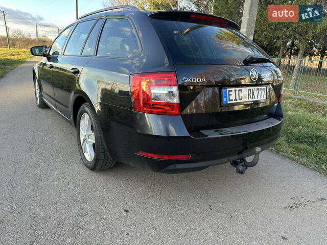 Черный Шкода Октавия, объемом двигателя 2 л и пробегом 266 тыс. км за 14450 $, фото 3 на Automoto.ua