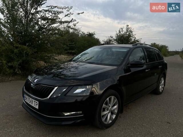 Черный Шкода Октавия, объемом двигателя 1.6 л и пробегом 314 тыс. км за 13999 $, фото 25 на Automoto.ua