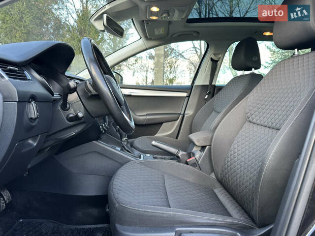 Черный Шкода Октавия, объемом двигателя 2 л и пробегом 266 тыс. км за 14450 $, фото 28 на Automoto.ua