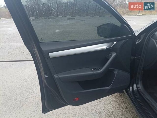 Чорний Шкода Октавія, об'ємом двигуна 1.97 л та пробігом 268 тис. км за 14600 $, фото 13 на Automoto.ua