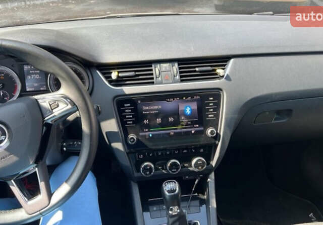 Черный Шкода Октавия, объемом двигателя 1.97 л и пробегом 280 тыс. км за 16500 $, фото 2 на Automoto.ua