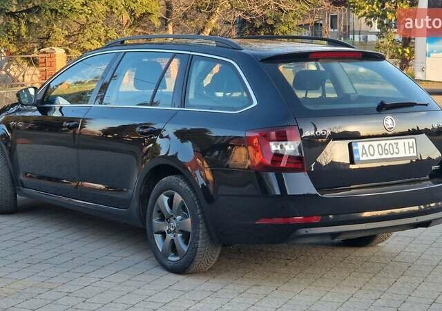 Черный Шкода Октавия, объемом двигателя 1.4 л и пробегом 182 тыс. км за 12950 $, фото 9 на Automoto.ua