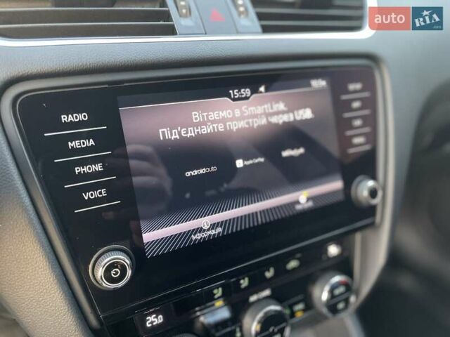 Черный Шкода Октавия, объемом двигателя 1.4 л и пробегом 241 тыс. км за 12900 $, фото 101 на Automoto.ua