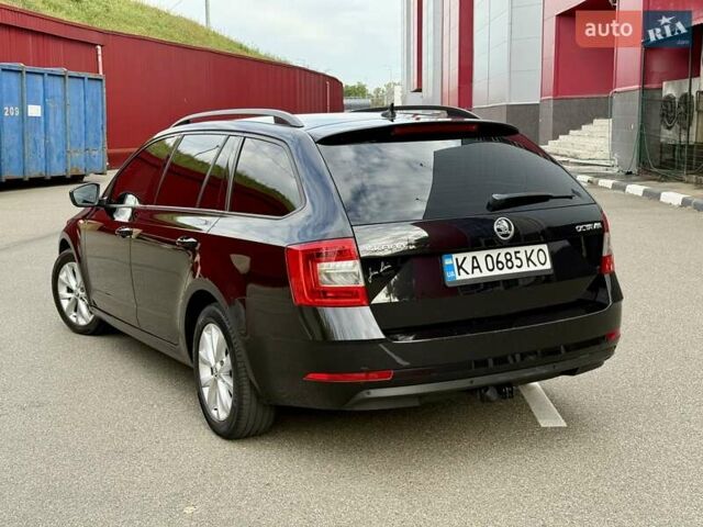 Чорний Шкода Октавія, об'ємом двигуна 1.6 л та пробігом 260 тис. км за 12900 $, фото 5 на Automoto.ua